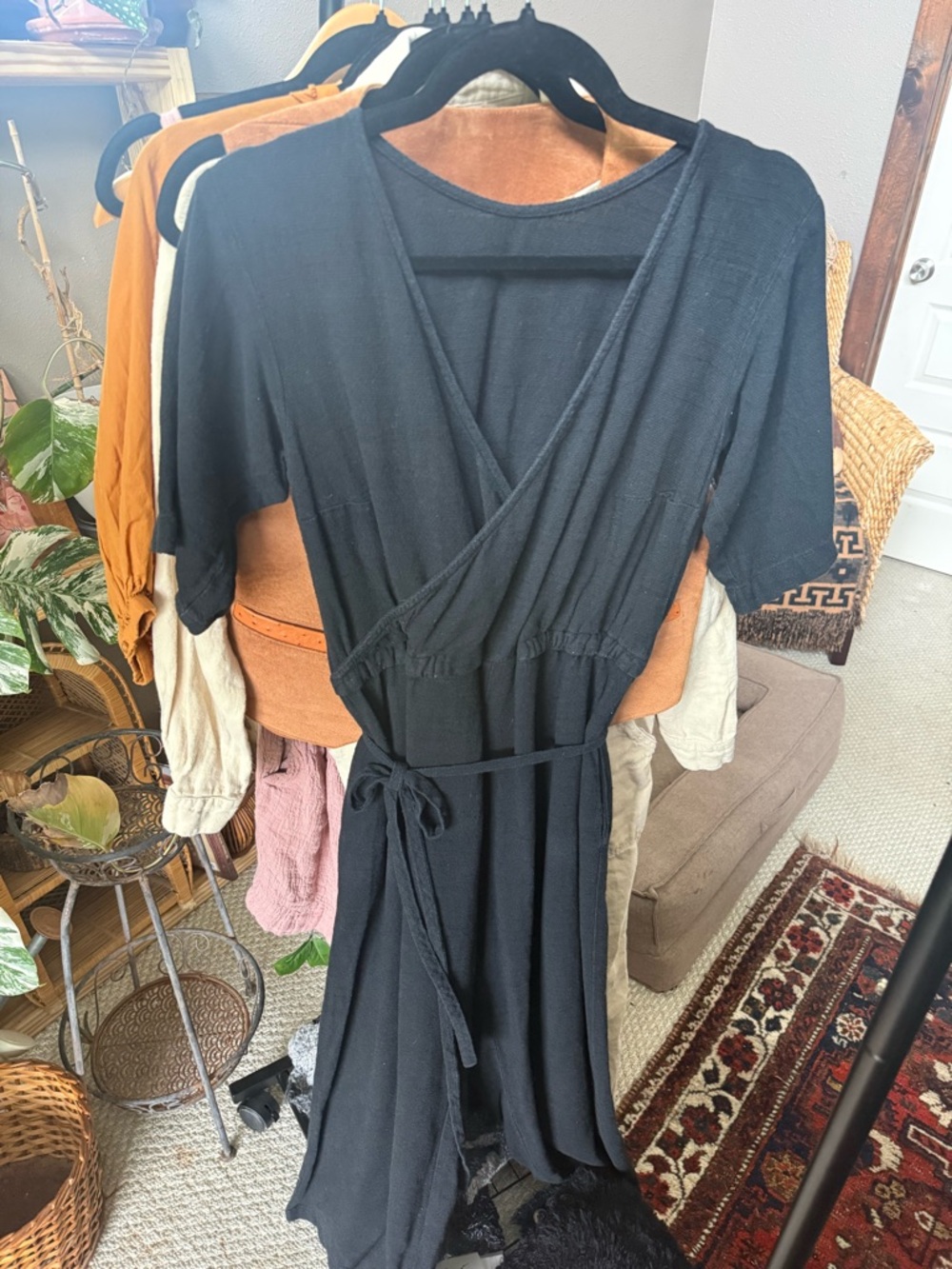 Esby Apparel Black Duffy Jumper, size S